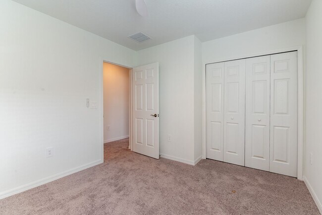 Building Photo - Brand New 3-Bed 2.5-Bath Town Home with La...