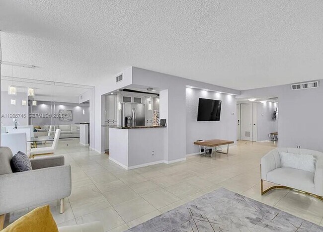 Building Photo - 1880 S Ocean Dr