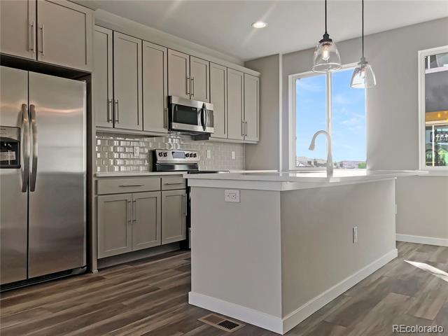 Building Photo - 6767 S Tempe Ct