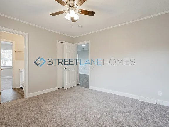 Building Photo - 736 Isaac St