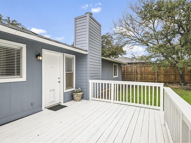 Building Photo - 3504 Gable Dr