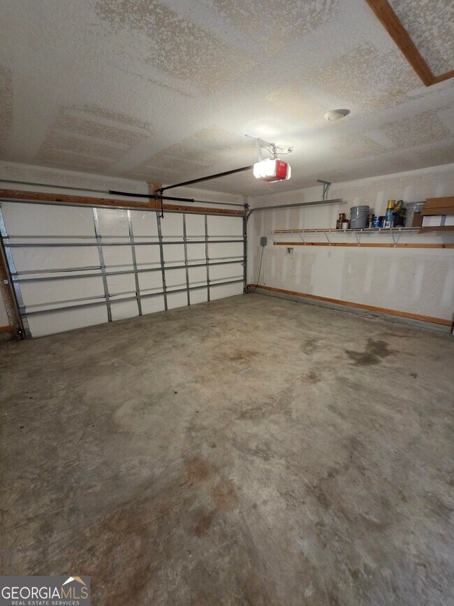Building Photo - 152 Ashwood Cir