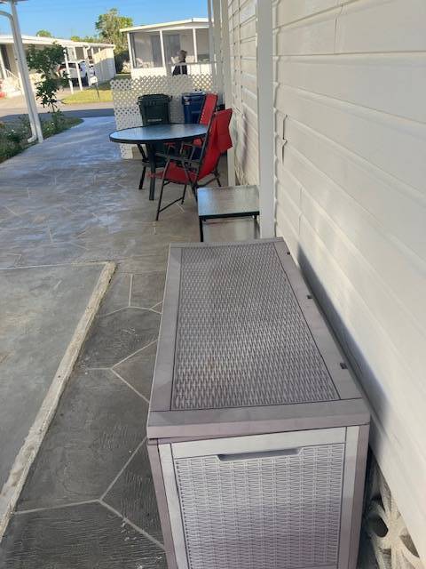 Building Photo - 166 4th St W