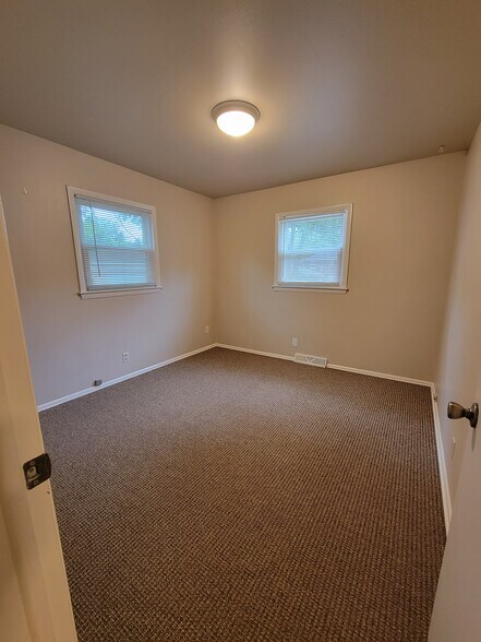Bedroom - N70W5780 Bridge Rd