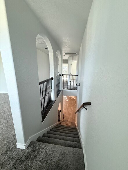 Building Photo - 8803 Kallison Arbor