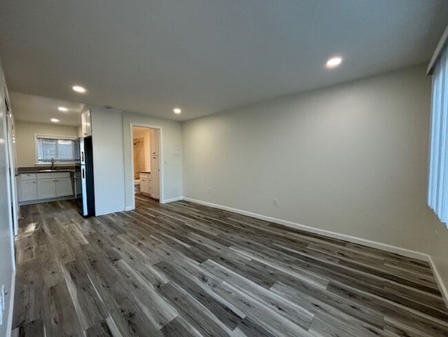 Building Photo - Beautiful Brand New Studio in ideal Monterey Sunbelt location