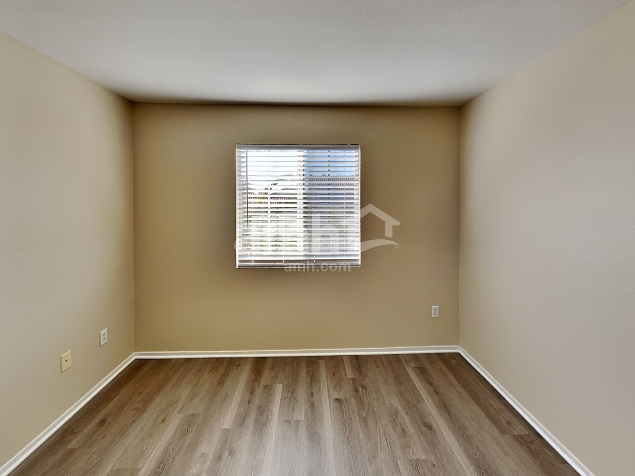 Building Photo - 9924 Ranch Hand Ave