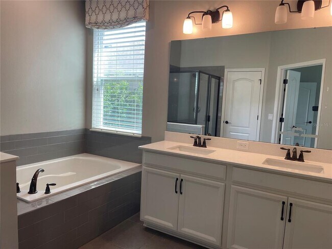 Building Photo - 3560 Pixie Ln