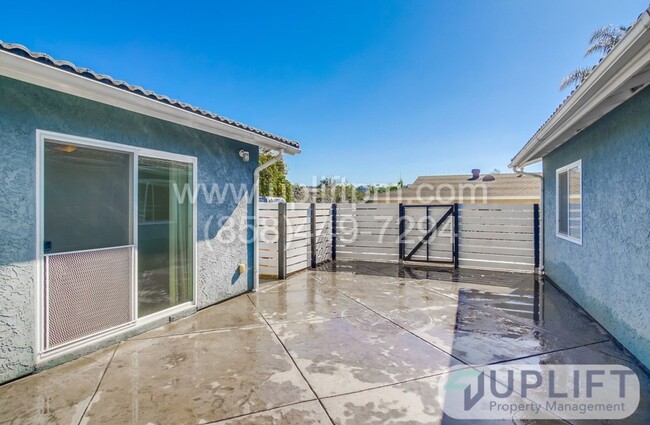 Building Photo - 6BD/3BA Beautiful home in Chula Vista