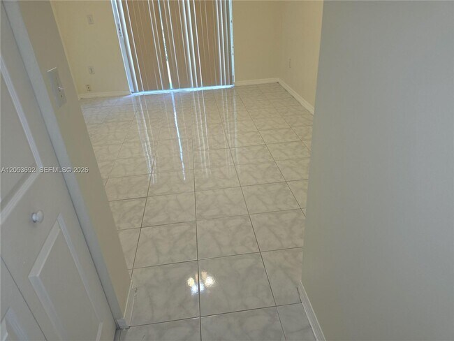 Building Photo - 14241 SW 151st Ave
