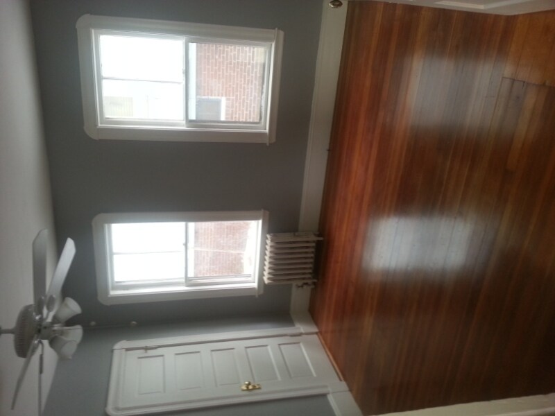 Building Photo - 5-7 Abbott St