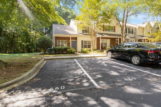 Building Photo - 10660 Holly Ridge Blvd