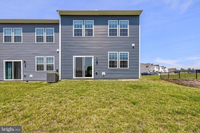 Building Photo - 154 Hannock St