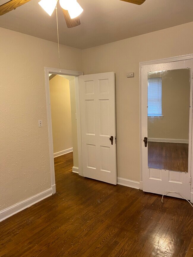 Building Photo - 1800 Shepherd St NE