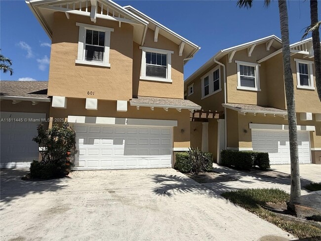Building Photo - 601 Pacific Grove Dr