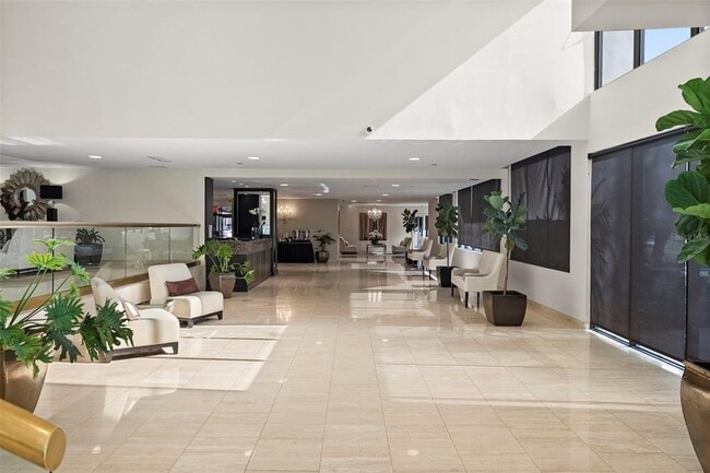Building Photo - 3301 Bayshore Blvd