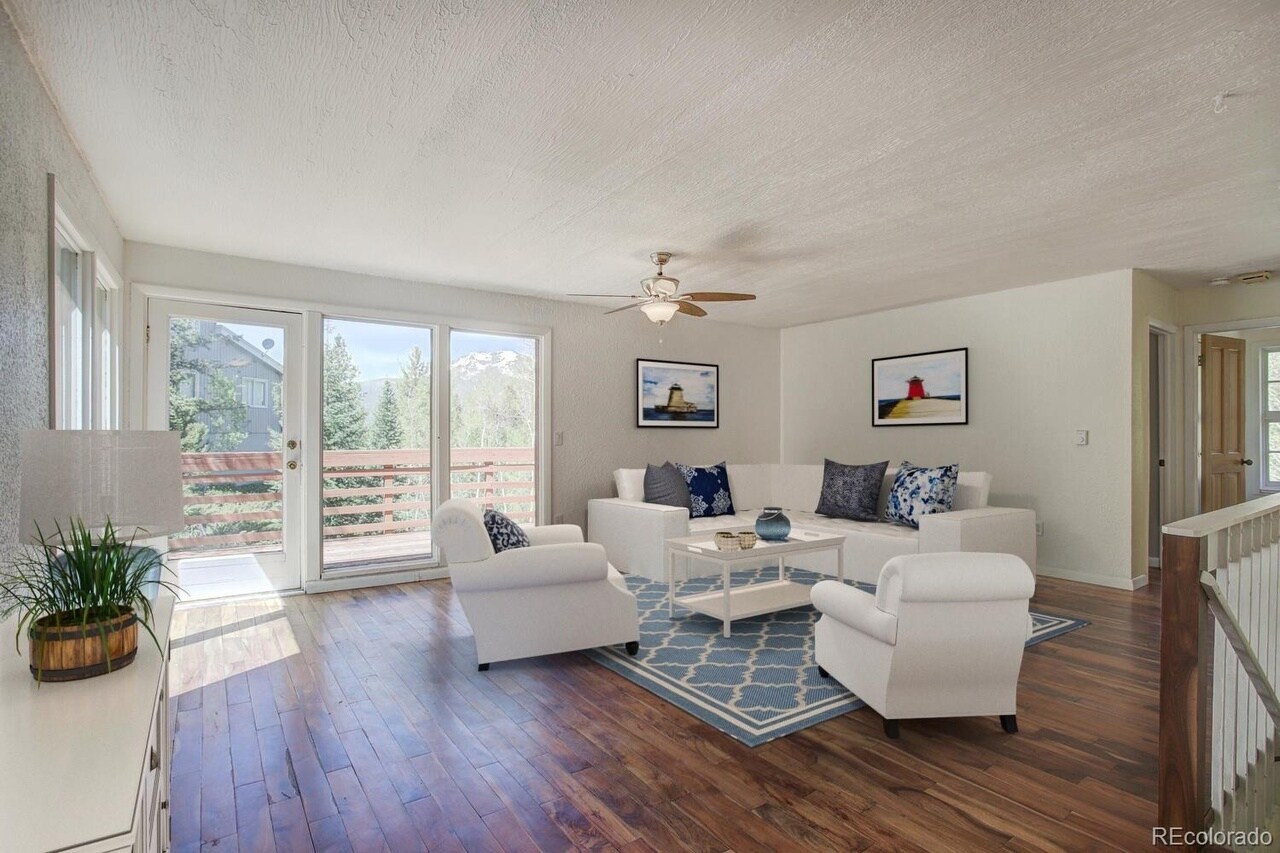 Living Room - 347 Deer Path Rd