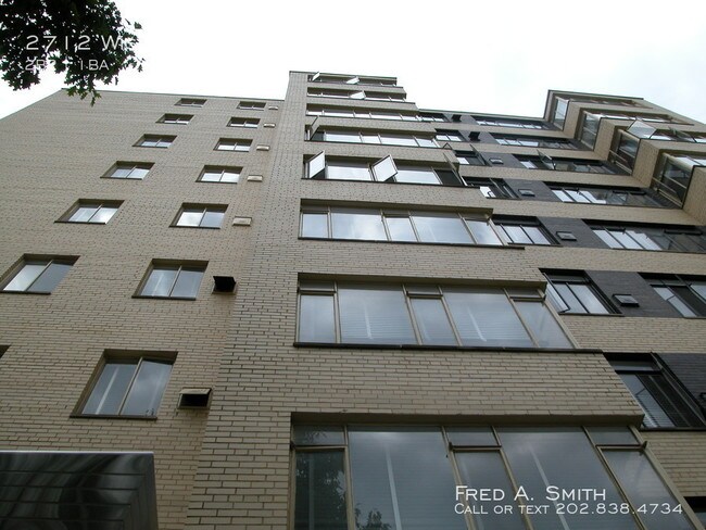 Building Photo - 2712 Wisconsin Ave NW