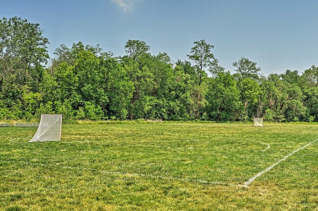 Building Photo - 1414 Regester Ave