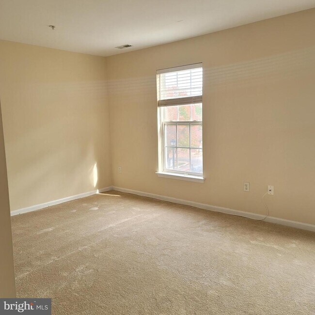 Building Photo - 9821 Bon Haven Ln