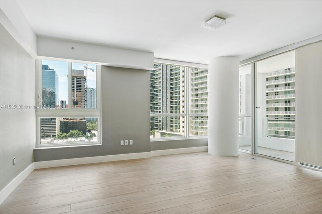 Building Photo - 1080 Brickell Ave