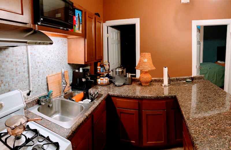 Building Photo - 2906 S Wells St