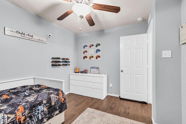 Building Photo - 1700 Fall Forest Ct