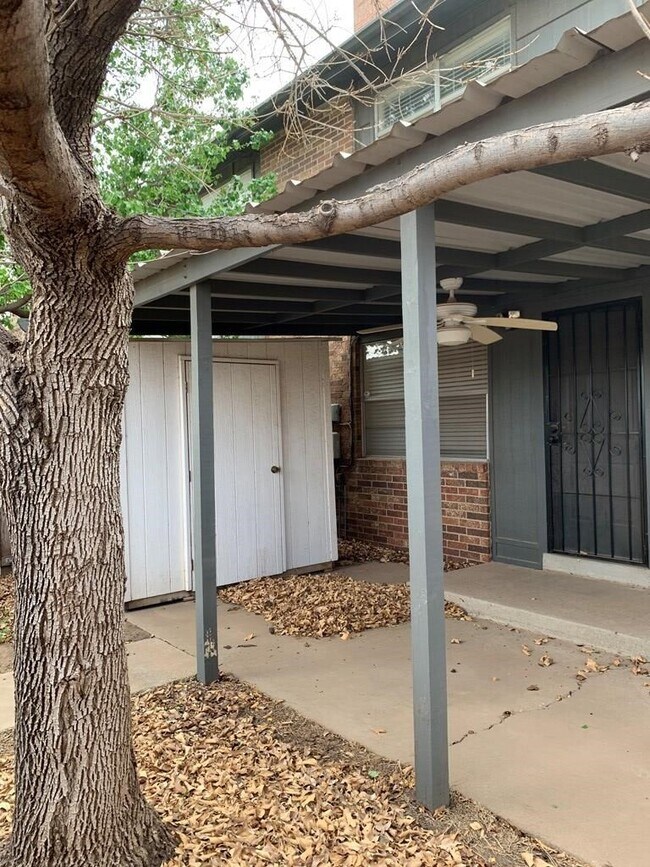 Building Photo - 3312 Tanglewood Ln