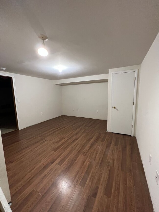 Building Photo - 3BR Townhome - Northampton School District