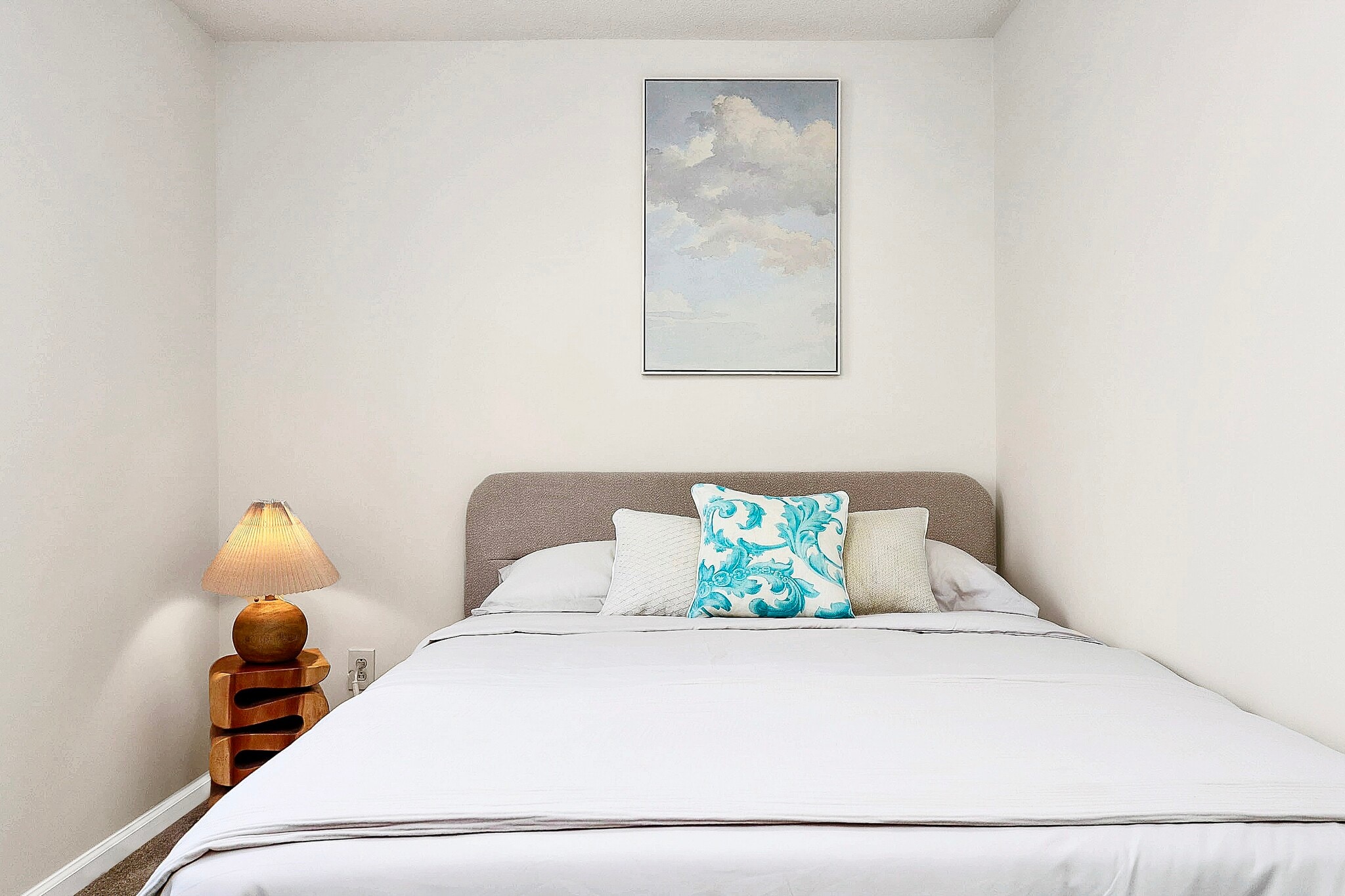 Building Photo - 7737 Batavia Ln