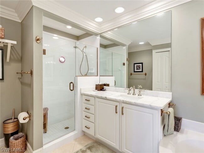 Building Photo - 8138 Saratoga Dr