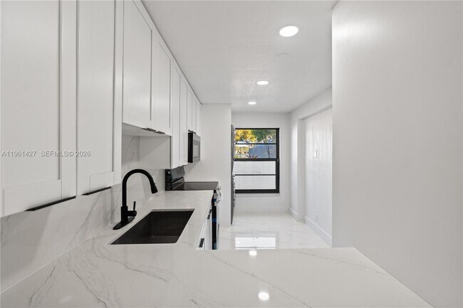 Building Photo - 9740 NW 10th St