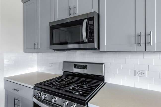 Building Photo - 6312 Spooky Cat Trl