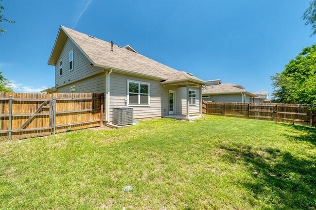 Building Photo - 7501 Smallwood Dr