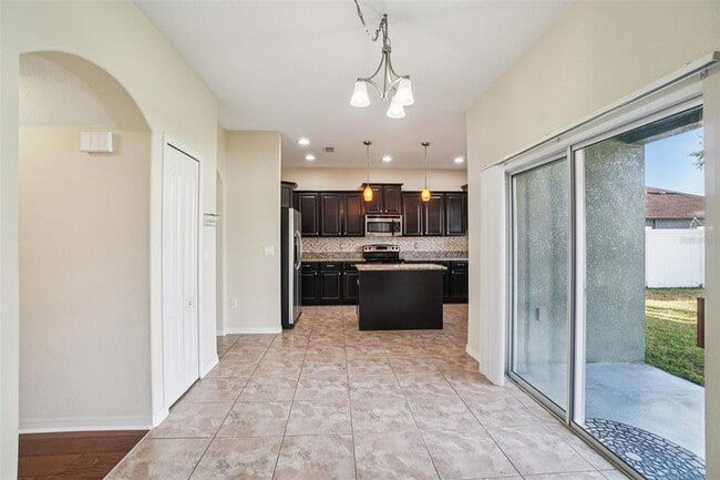 Building Photo - 3529 Lefays Point