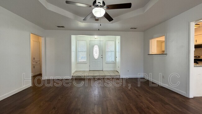 Building Photo - 6610 Huron Ave