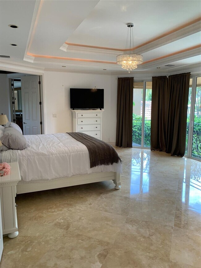 Building Photo - 2626 Barcelona Dr