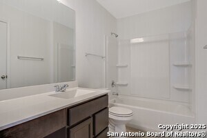 Building Photo - 1331 Hawk Ct