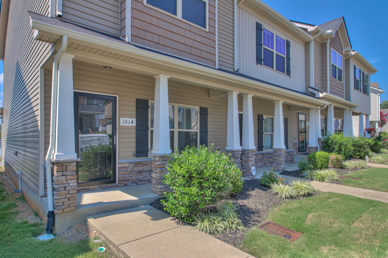 Front Patio - 1514 Sprucedale Dr