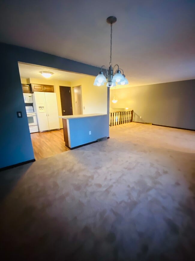 Building Photo - 11266 Billingham Ave NW