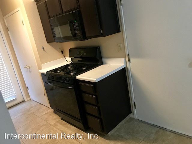 Building Photo - 3104 Brookfield Loop