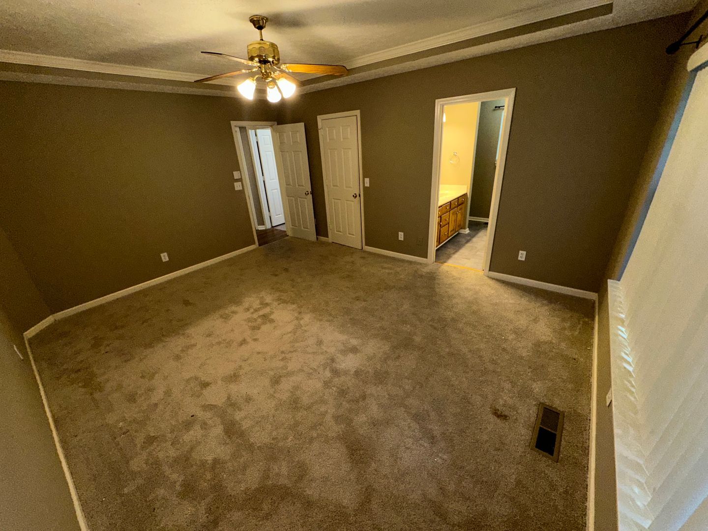Building Photo - 1409 Aaronwood Dr