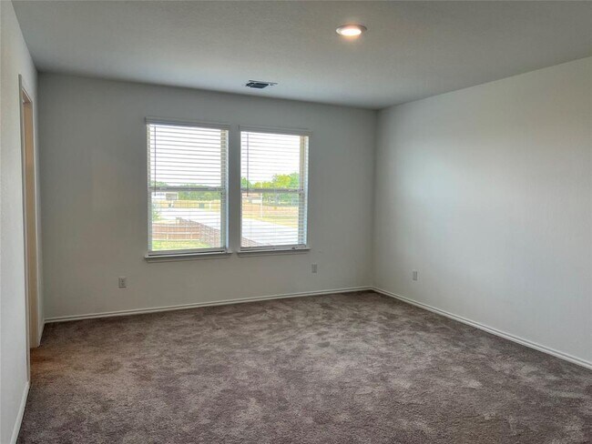 Building Photo - 2053 Cliffbrake Wy
