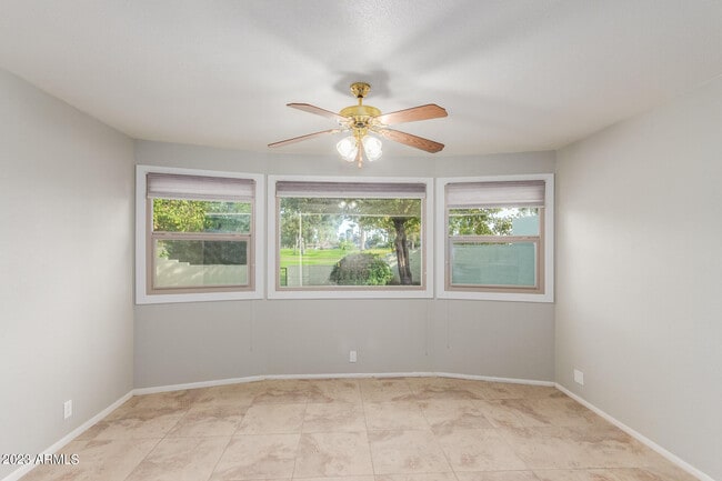 Building Photo - 3037 S Country Club Way