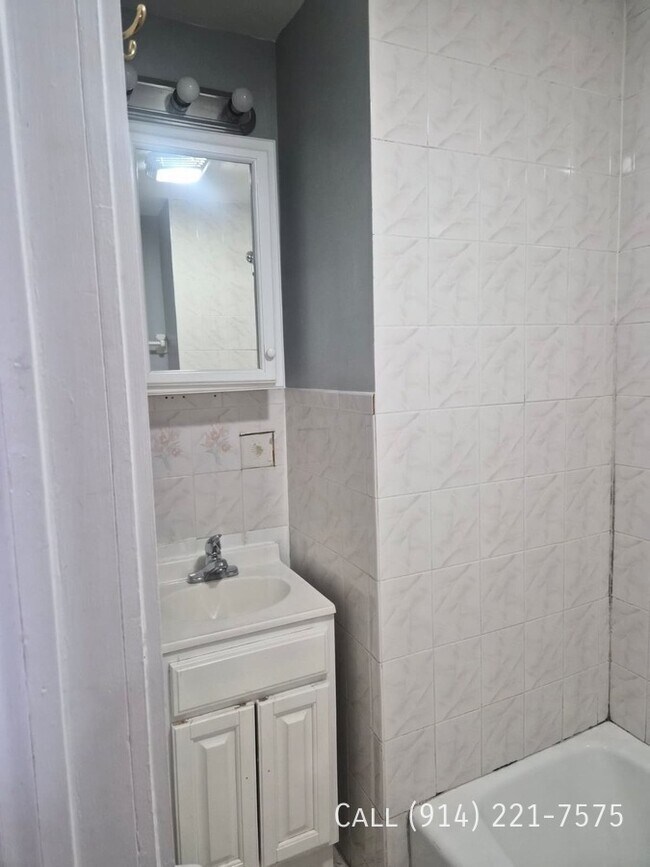 Building Photo - 224 Sommerville Pl