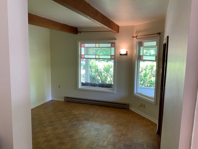 Building Photo - 1 Bedroom in Midtown