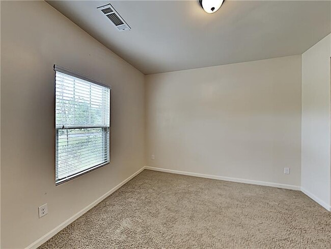 Building Photo - 3032 Avondale Blvd SE