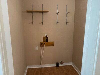 Building Photo - 1127 16th St SE