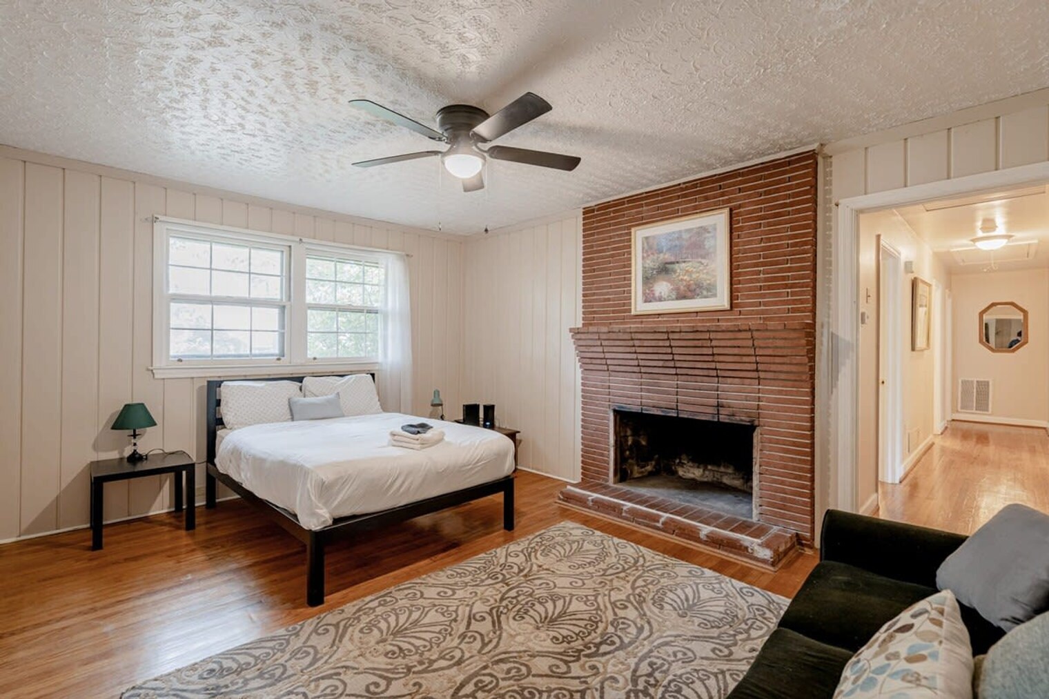 Building Photo - 6316 Grosse Point Dr
