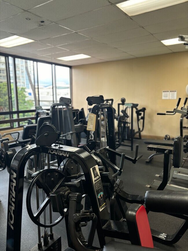 Building Photo - Available May 1, 2026 | Furnished 1 Bedroom, 1 bathroom and 1 assigned parking